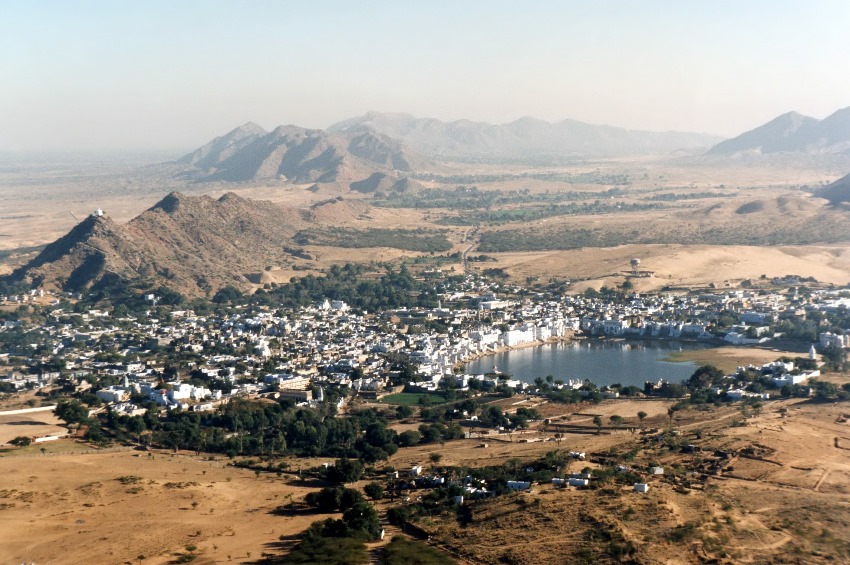 Pushkar, Rajasthan, North India (3).jpg