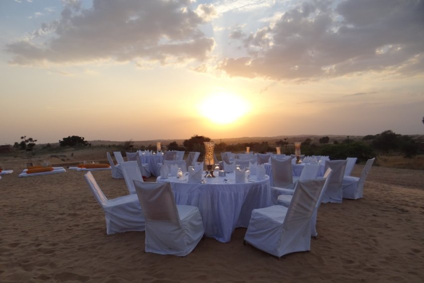 Reggie's Camel Camp, Osian, North India (4).jpg