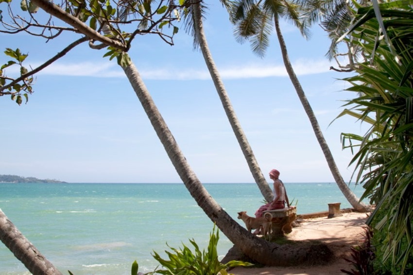 Taprobane Island, Weligama, Sri Lanka (1).jpg