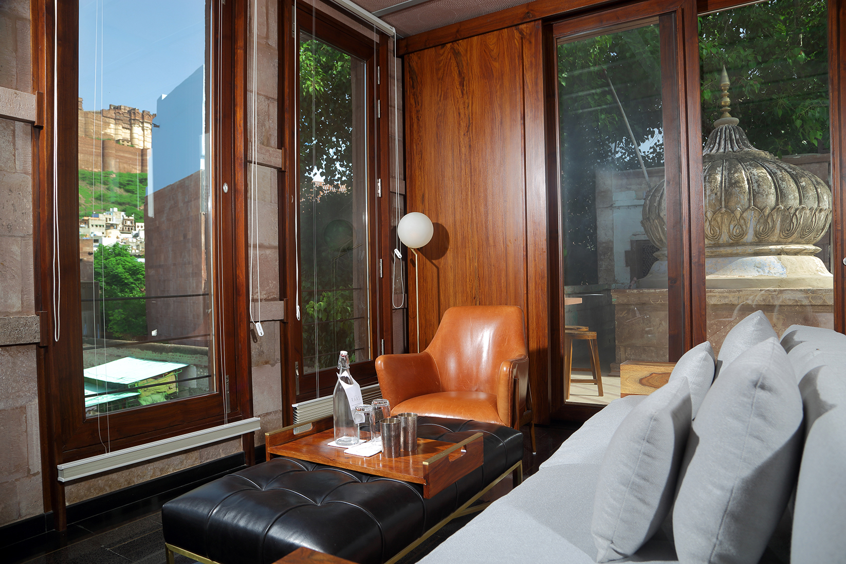 1. Stepwell Suite x Sitting Area - RAAS Jodhpur.jpeg (1)