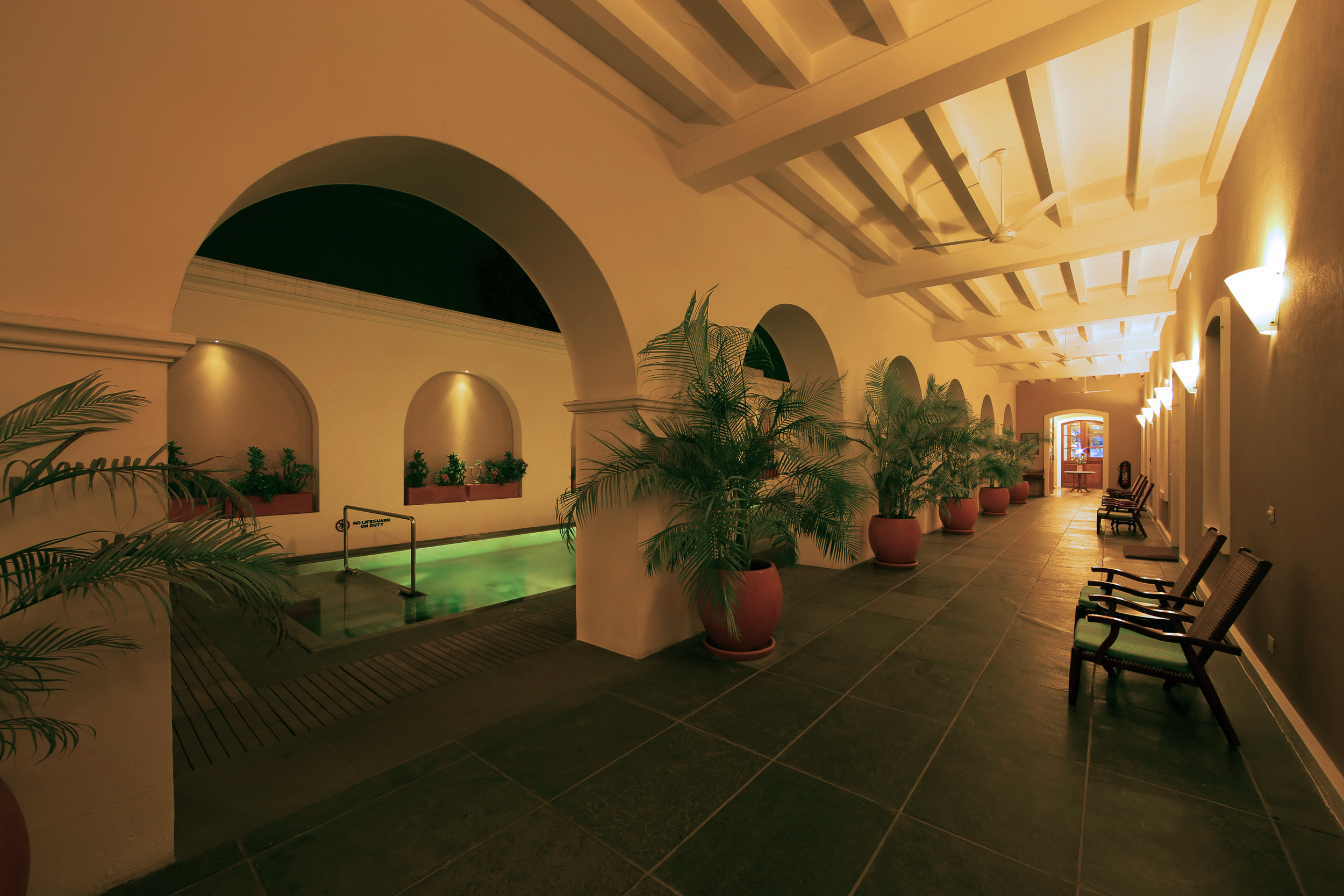 Palais de Mahe Interiors (4).jpg