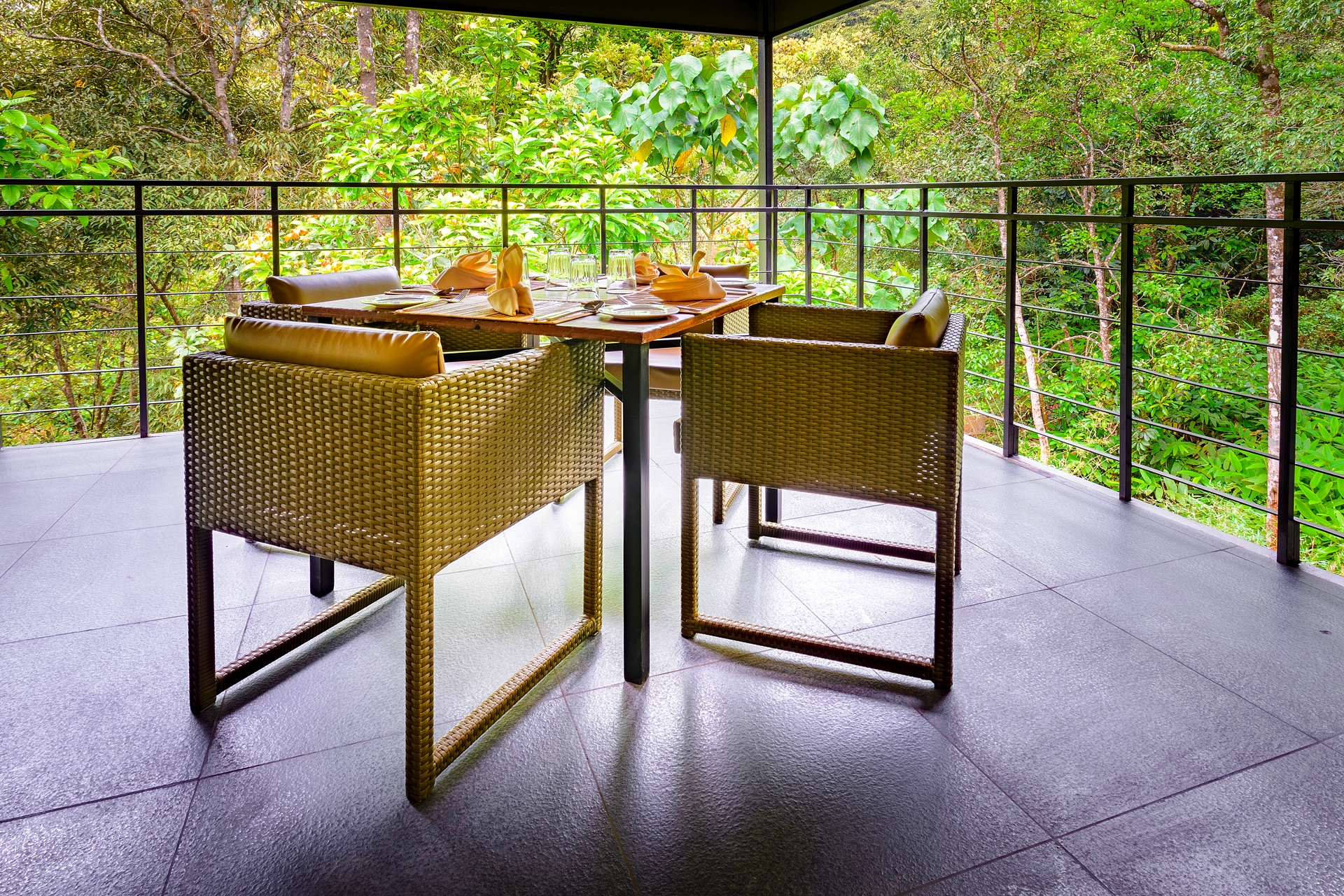 Wayanad Wild - restaurant dining.JPG