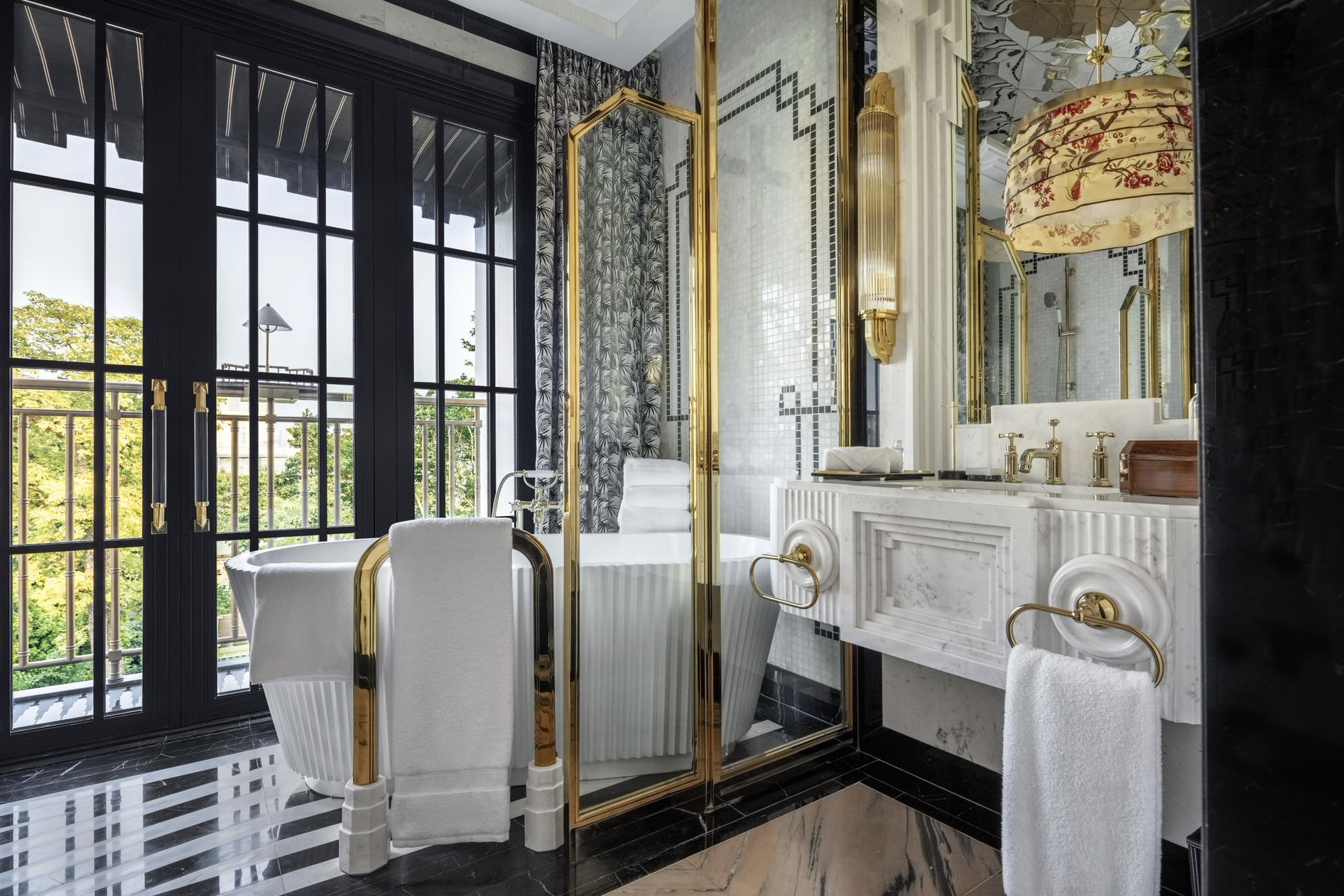 Capella Hanoi 12.55.41.png