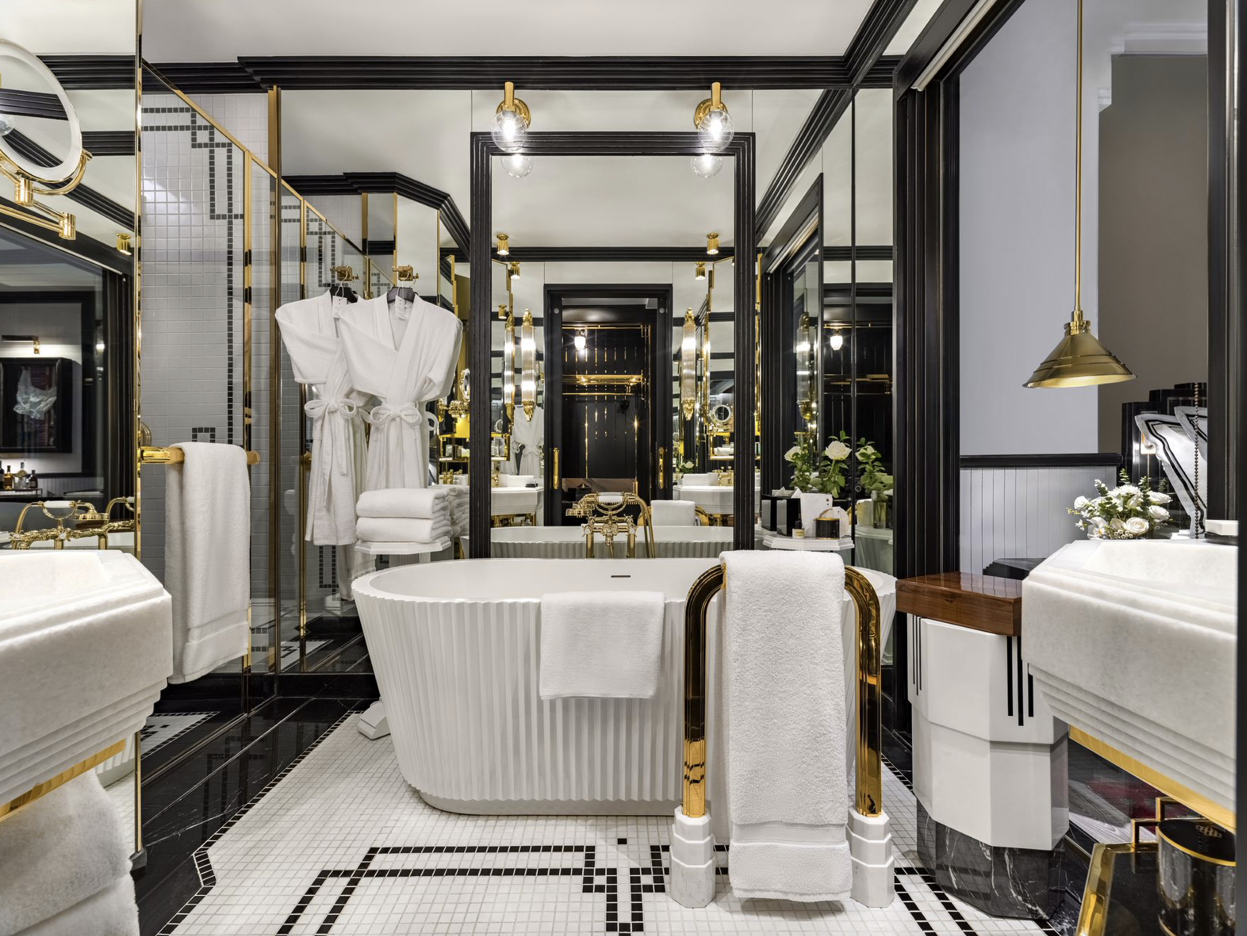 Capella Hanoi 12.55.53.png