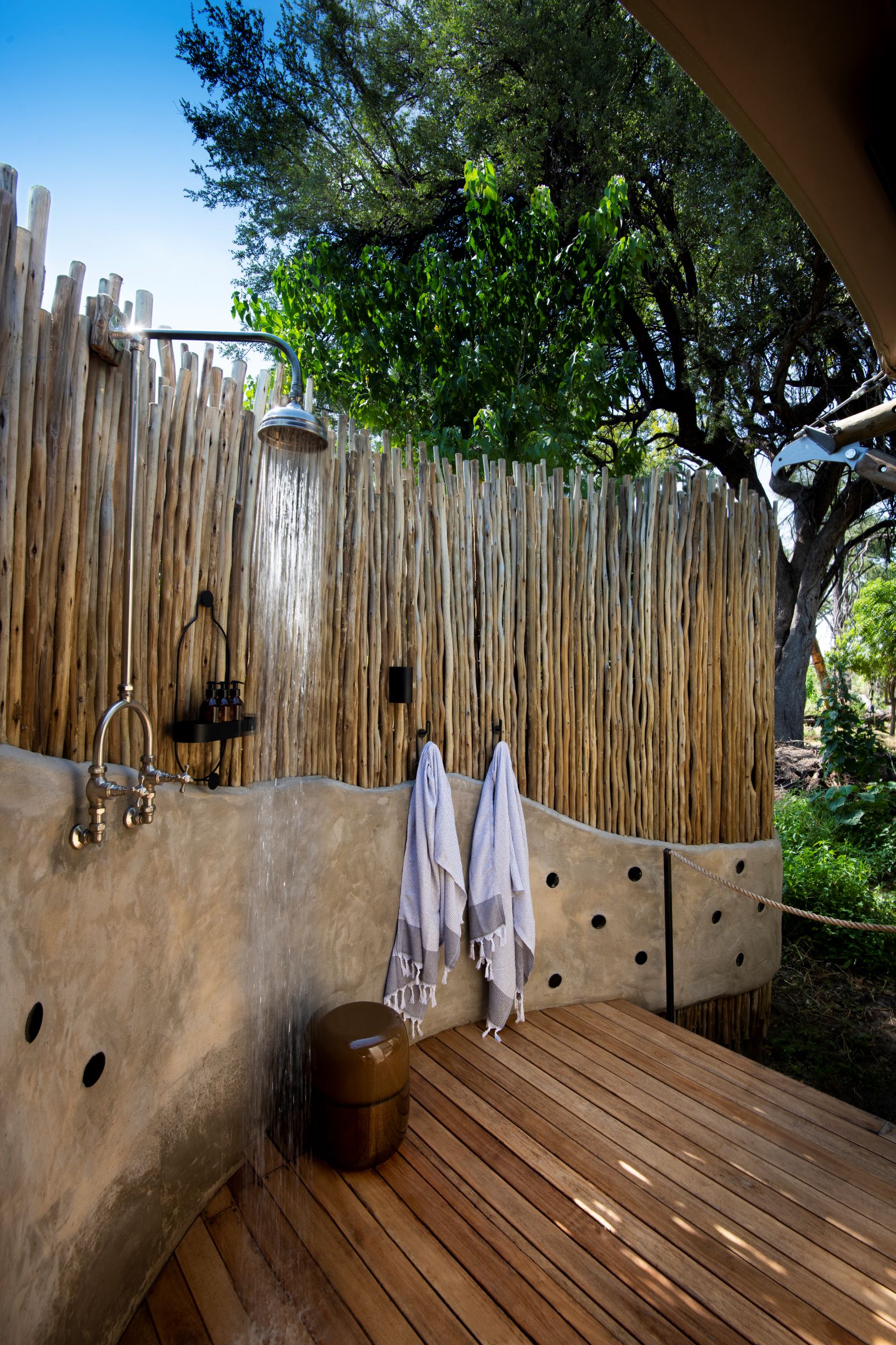 Khwai Leadwood outdoor shower.jpg