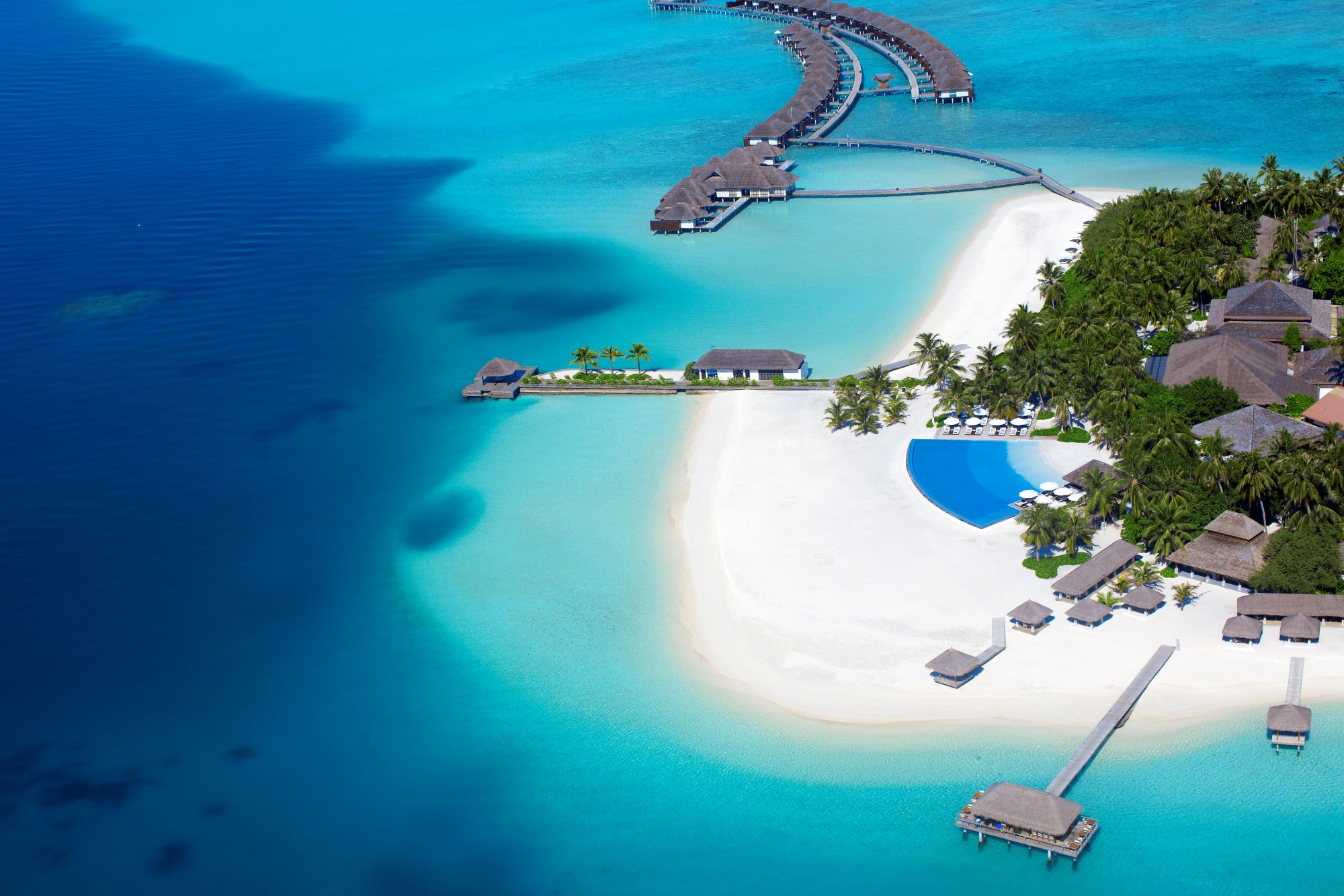 Velassaru Maldives Aerial View 1.jpg
