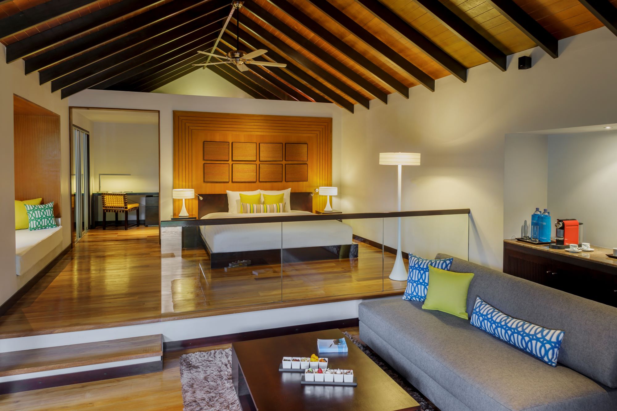 Velassaru Maldives Deluxe Villa 1.jpg