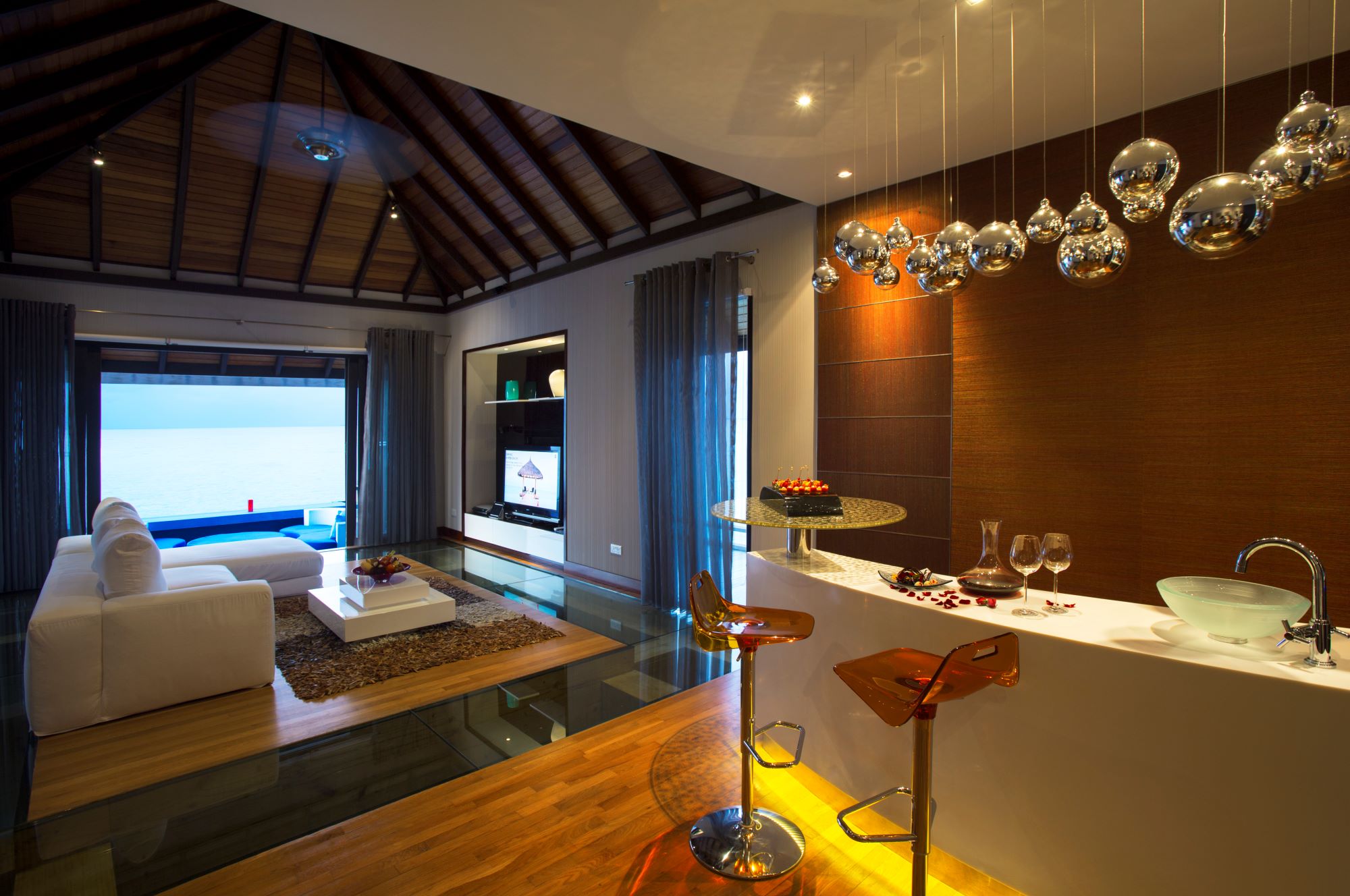 Velassaru Maldives Water Suite 3.jpg