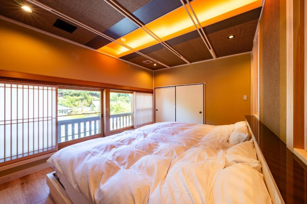 Eko-in Temple, Mount Koya, Japan 15.jpeg