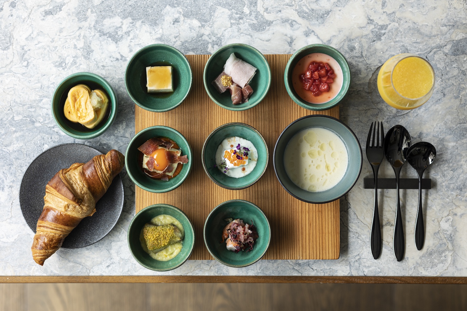 Zentis Osaka, Osaka, Japan 1.jpg