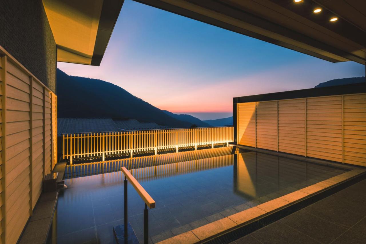 Gora Karaku, Hakone, Japan11.jpg