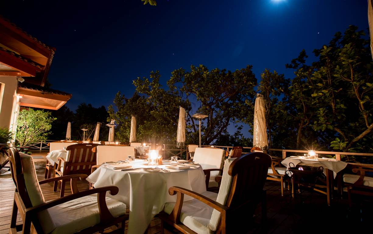 Ananda in the Himalayas, Rishikesh, North India 4.jpg