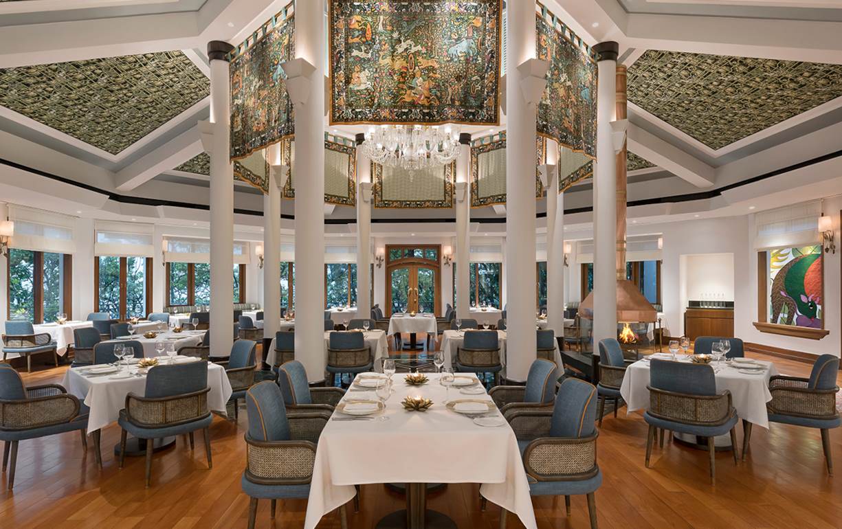 Ananda in the Himalayas, Rishikesh, North India 6.jpg