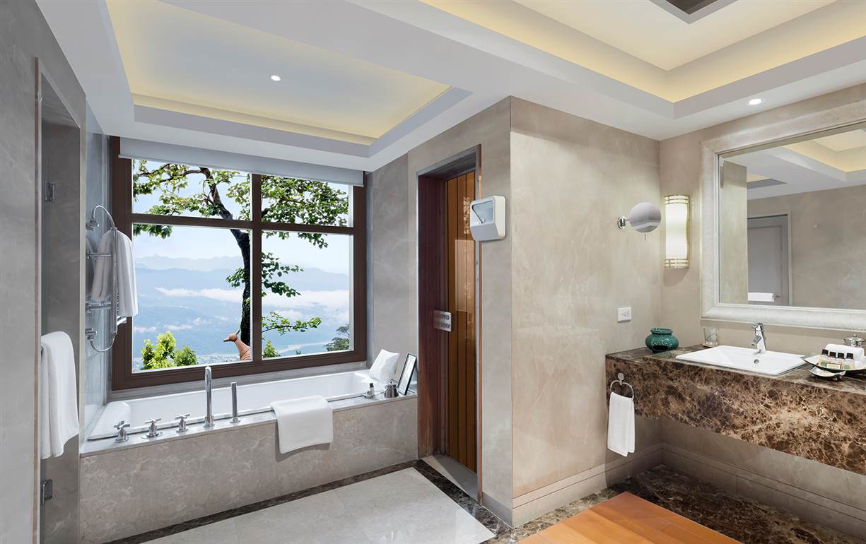 Ananda in the Himalayas, Rishikesh, North India 13.jpg