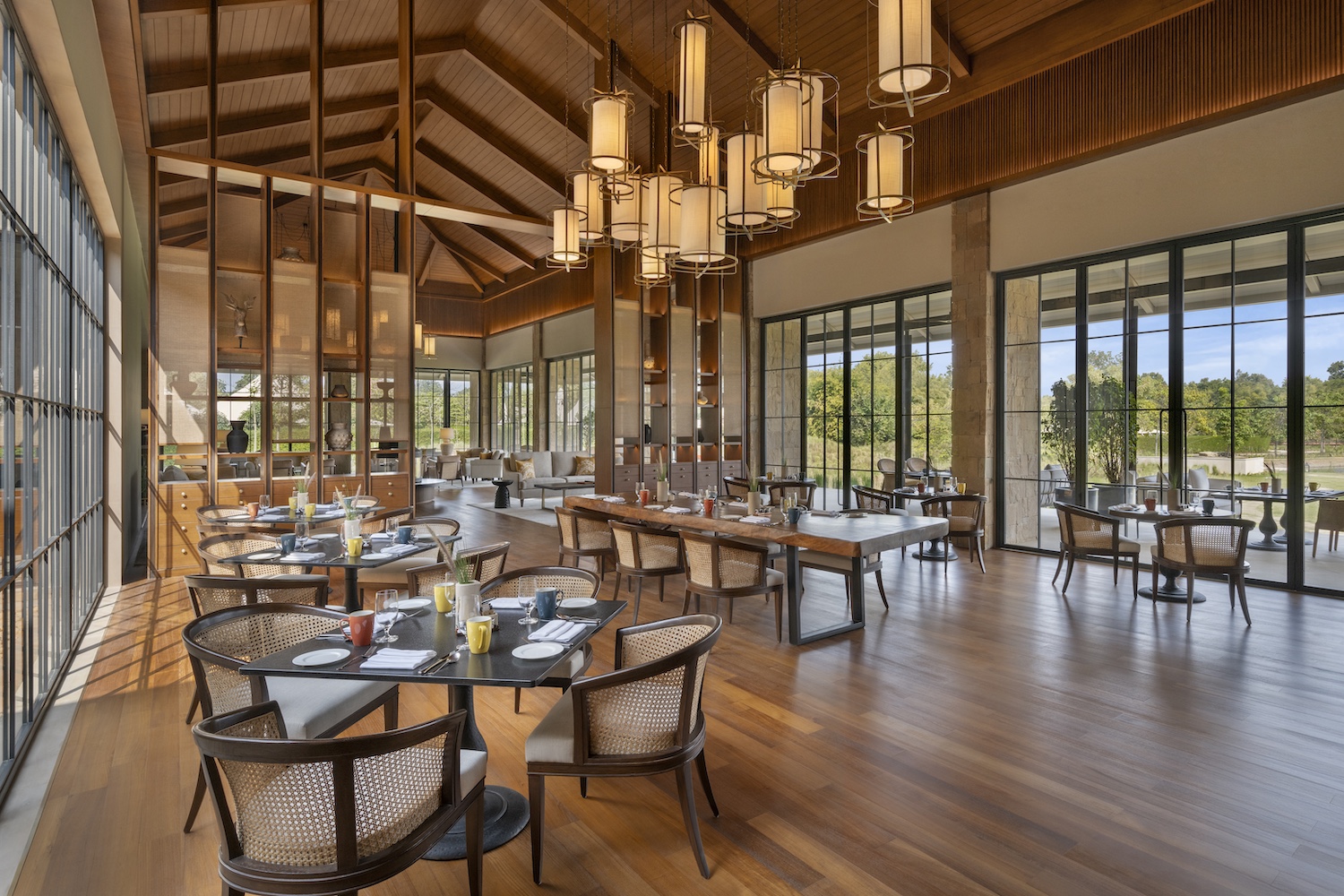 Dining Room, Oberoi Vindhyavilas, Bandhavgarh, North India.jpg