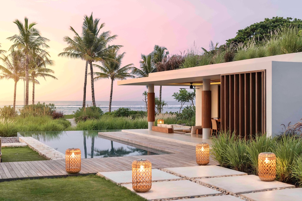 Cap Karoso, Sumba Island, Indonesia 7.jpg