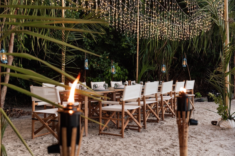 Vela, Komodo, Raja Ampat, Indonesia 20.jpg