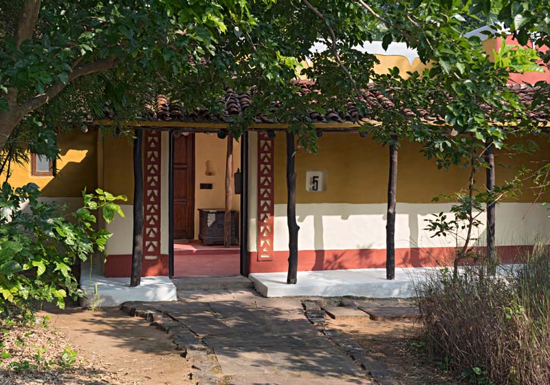 Samode Safari Lodge, Bandhavgarh, North India 7.jpg