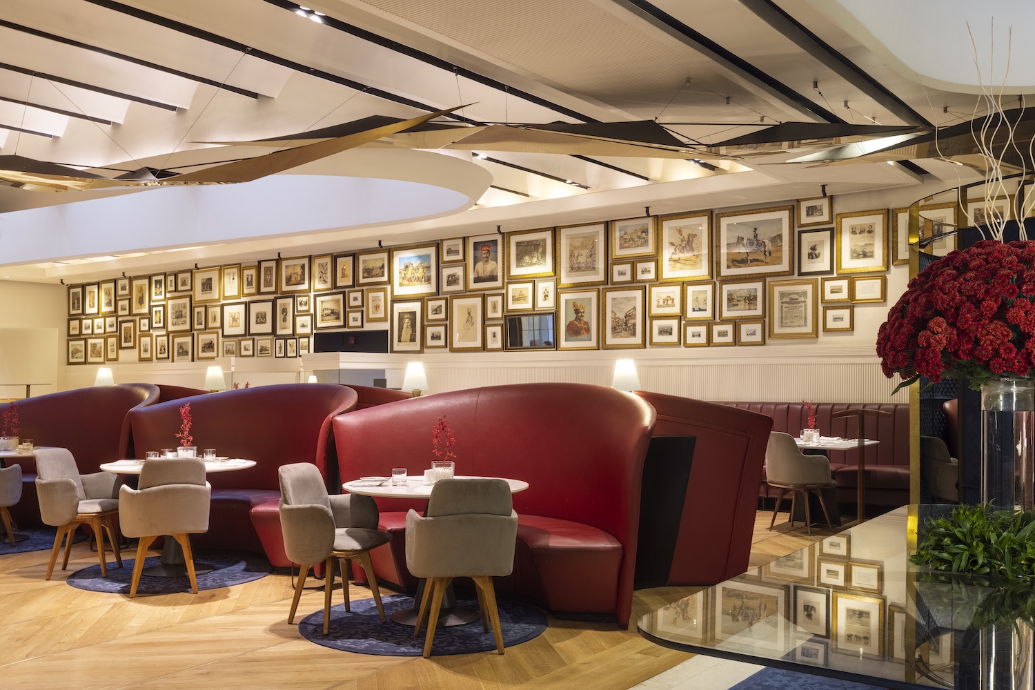 The Oberoi Grand, Calcutta, North India 3.jpg