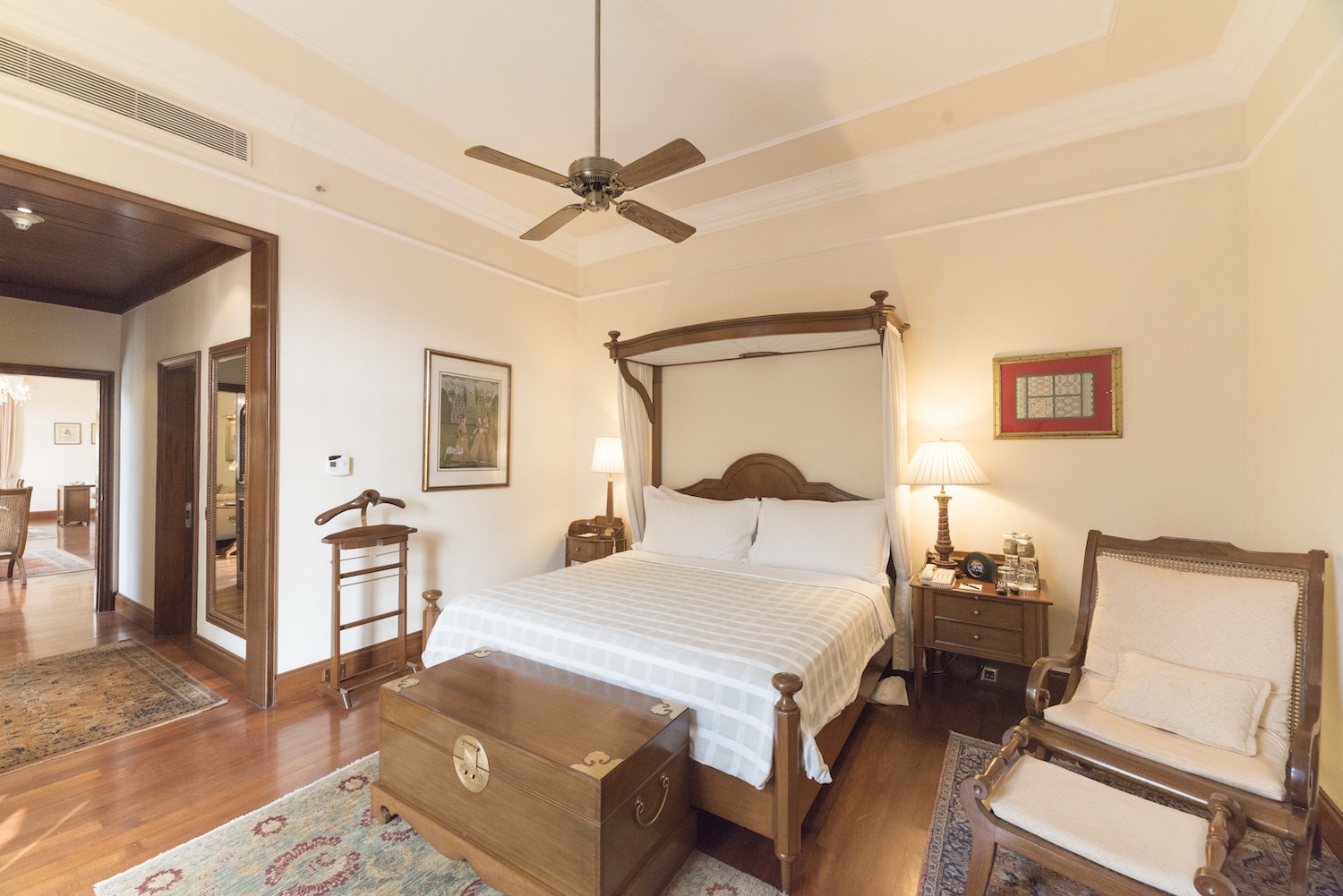 The Oberoi Grand, Calcutta, North India 15.jpg