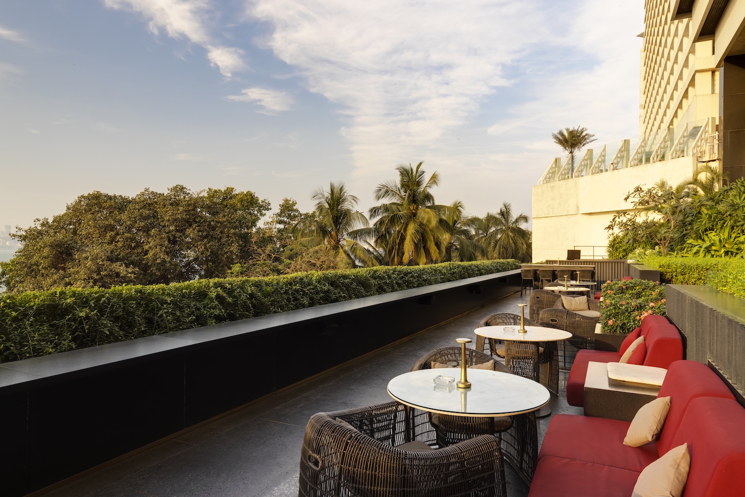 The Oberoi Mumbai, North India 8.jpg