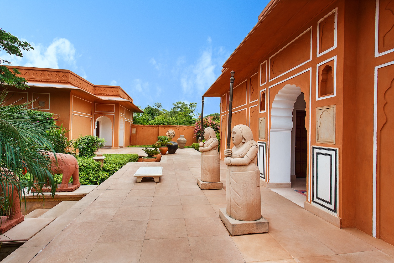 The Oberoi Rajvilas, Jaipur, North India 13.jpg