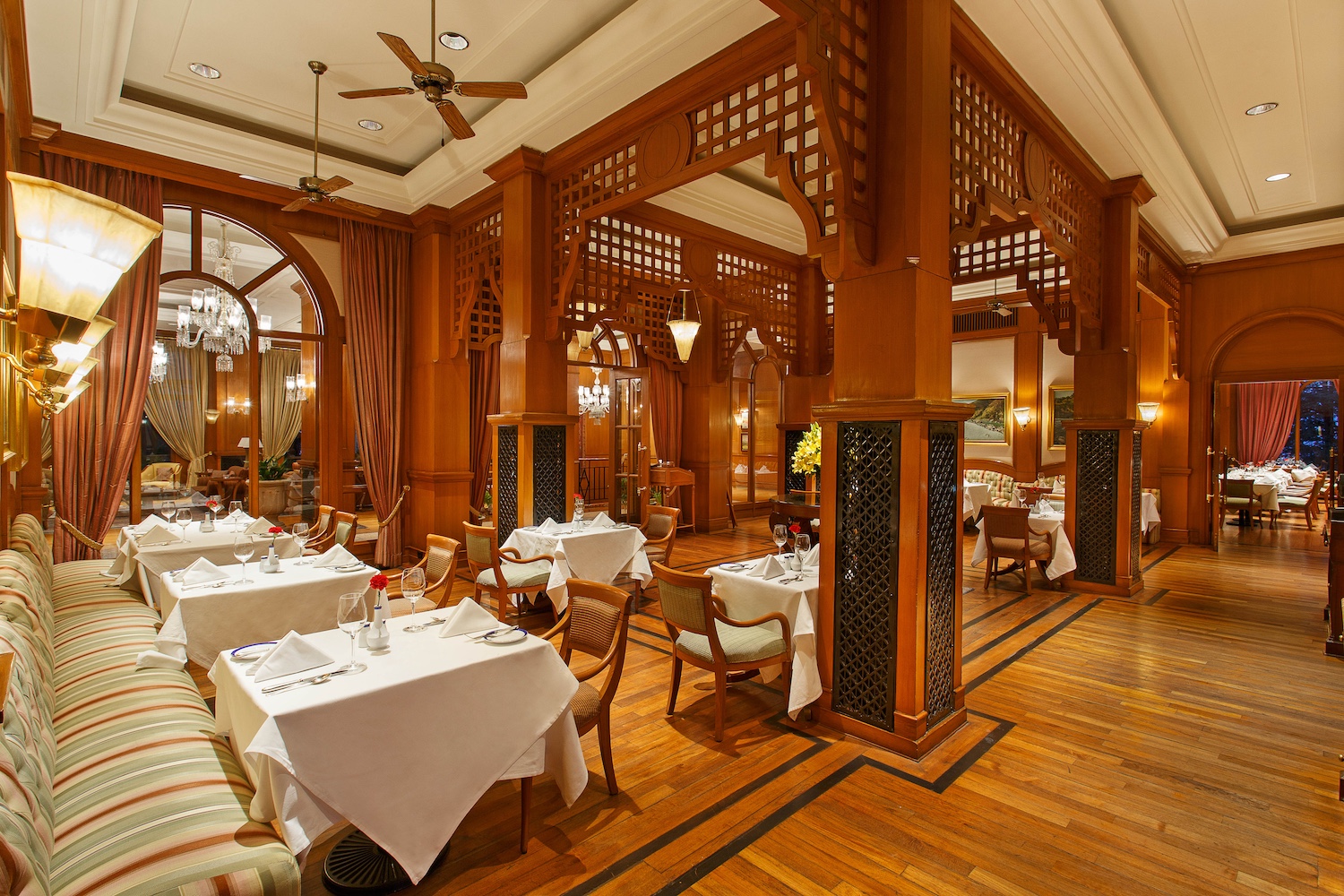 Wildflower Hall, Shimla, North India 1.jpg