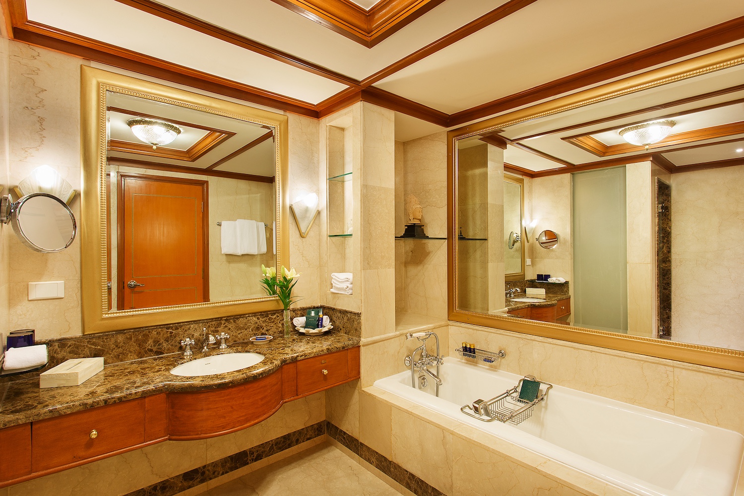 Wildflower Hall, Shimla, North India 5.jpg