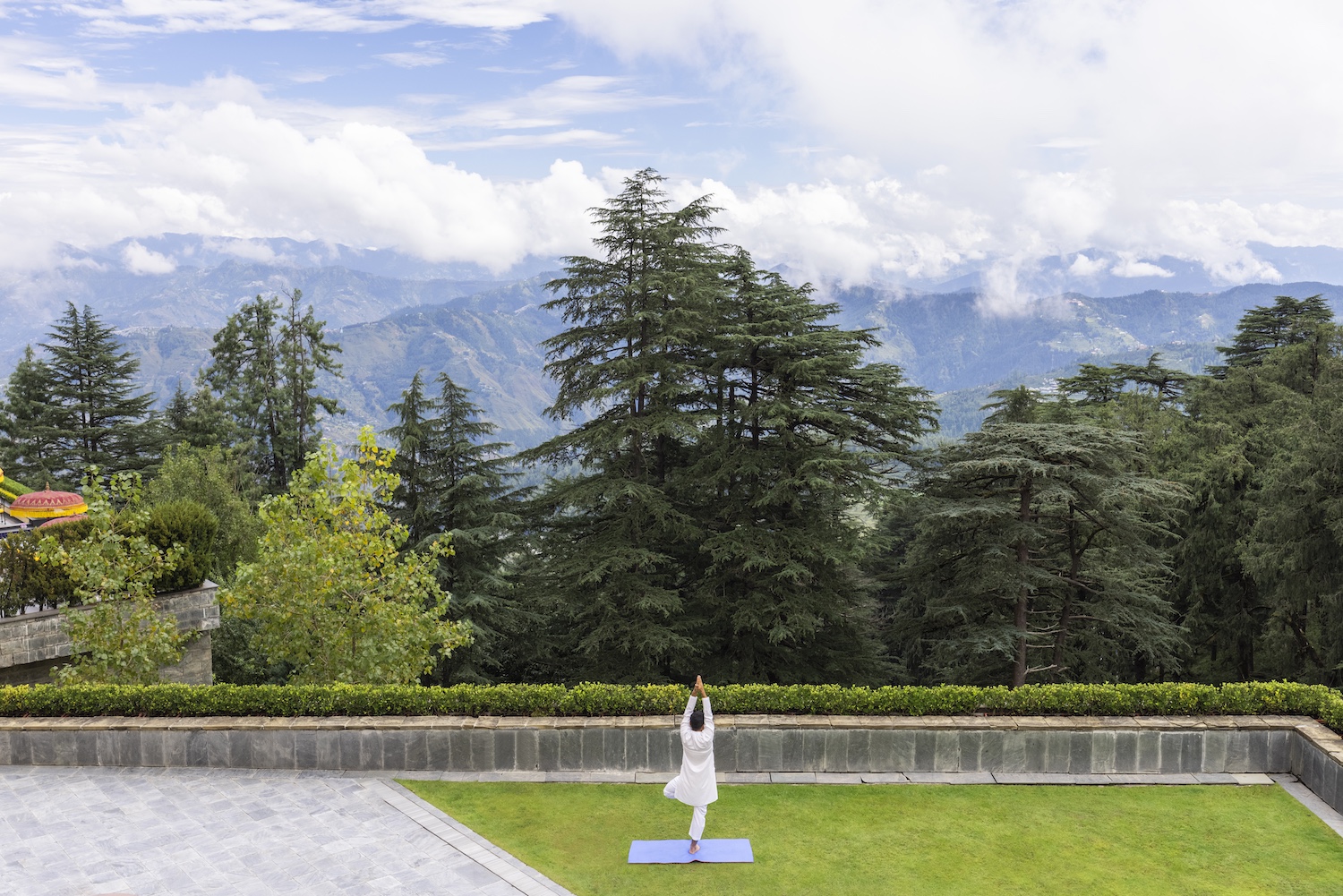 Wildflower Hall, Shimla, North India 9.jpg