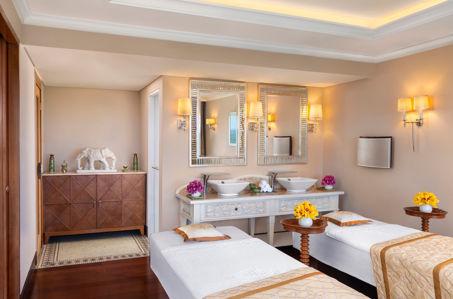 Taj Palace, Delhi, North India 14.jpg