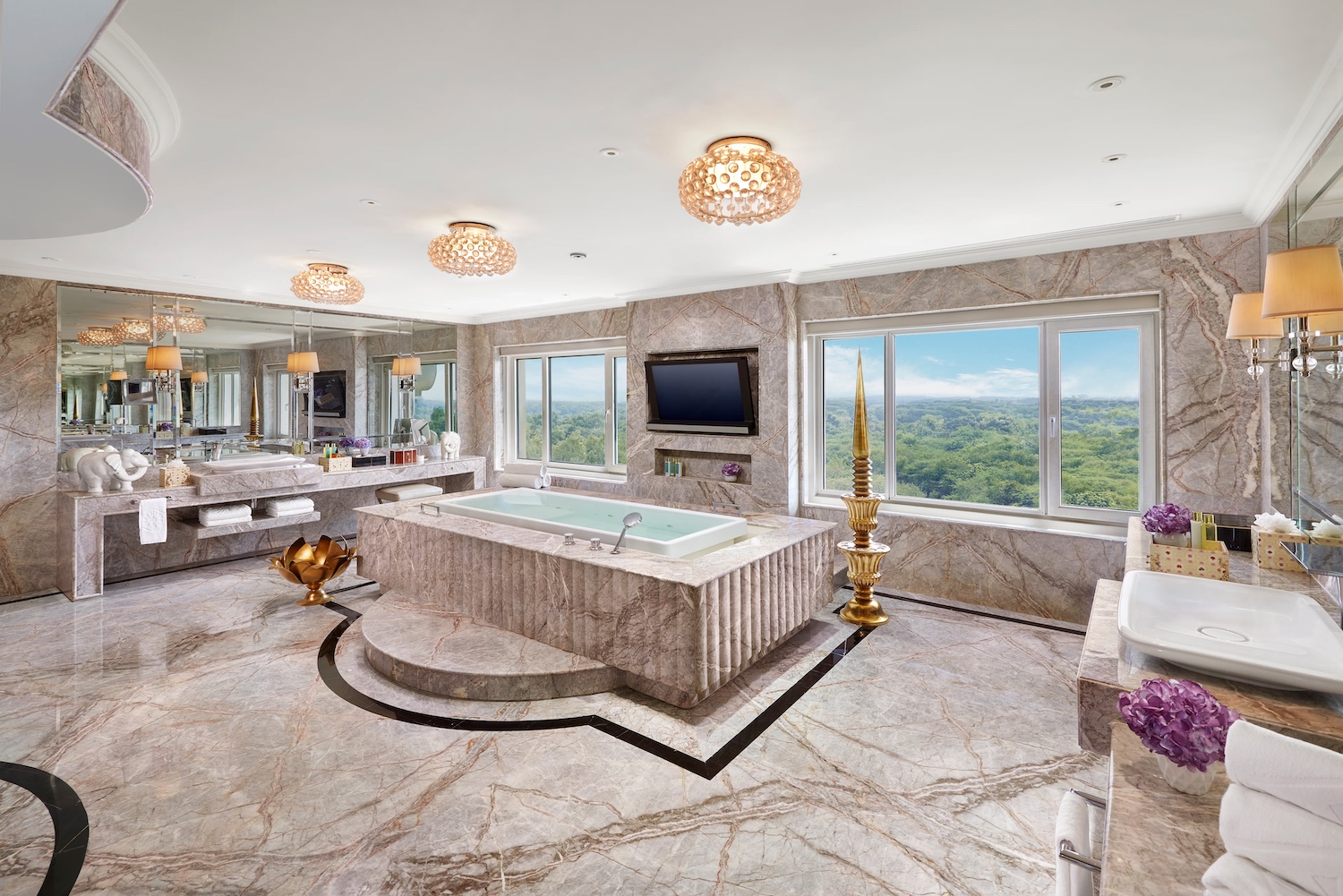 Taj Palace, Delhi, North India 16.jpg