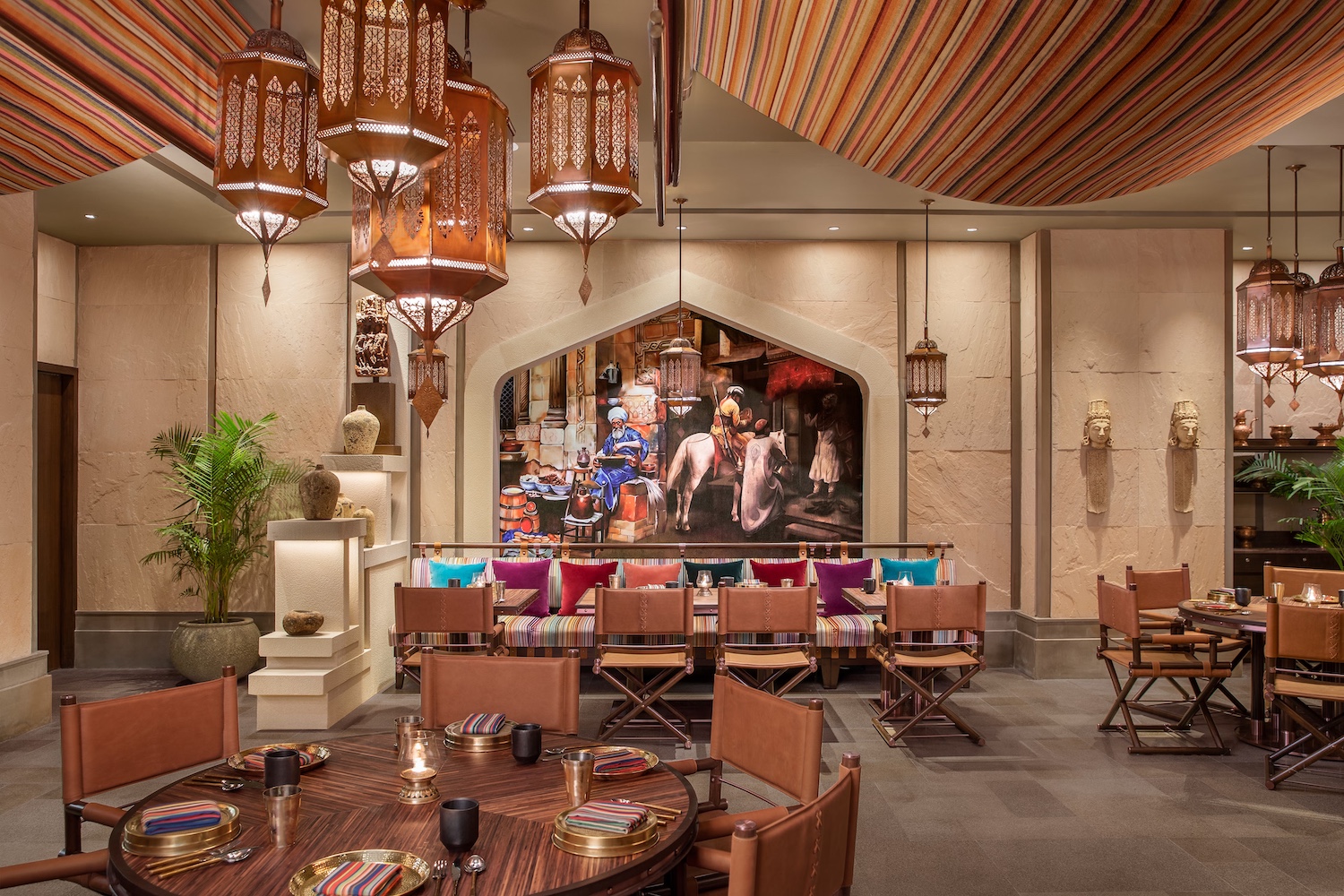 Taj Palace, Delhi, North India 8.jpg