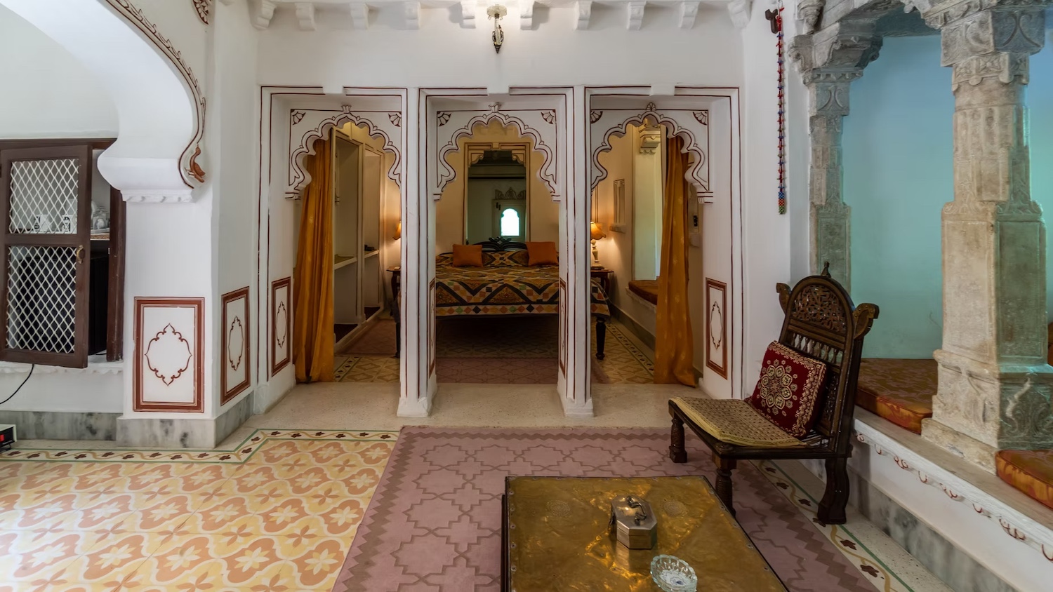 Deogarh Mahal, Deogarh, India 3.jpg