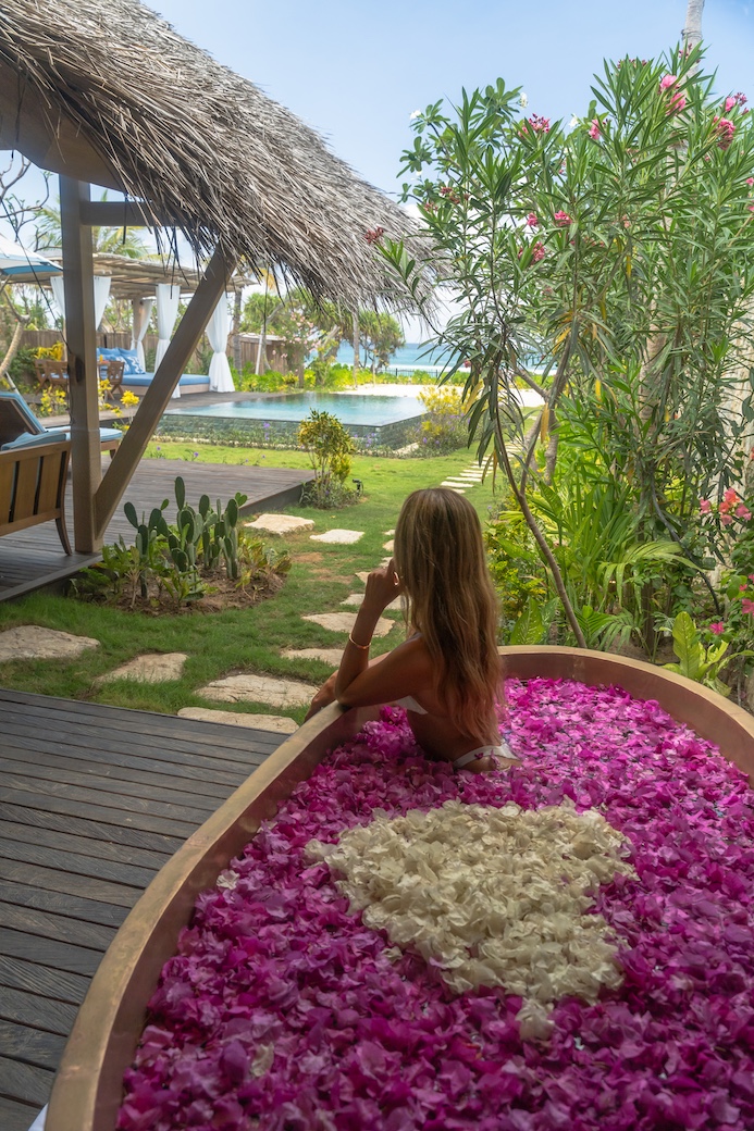 NIHI Rote, Rote Island, Indonesia 3.jpg