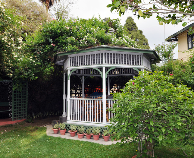 Windamere Hotel, Darjeeling, Sikkim, India 2.jpg