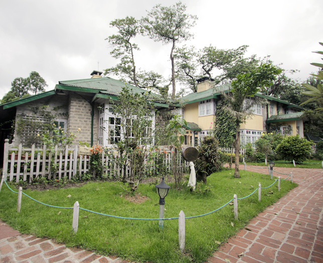 Windamere Hotel, Darjeeling, Sikkim, India 3.jpg