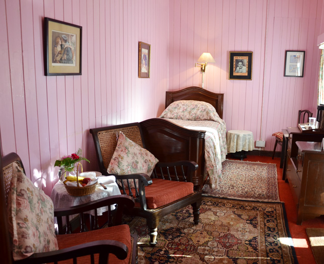 Windamere Hotel, Darjeeling, Sikkim, India 12.jpg