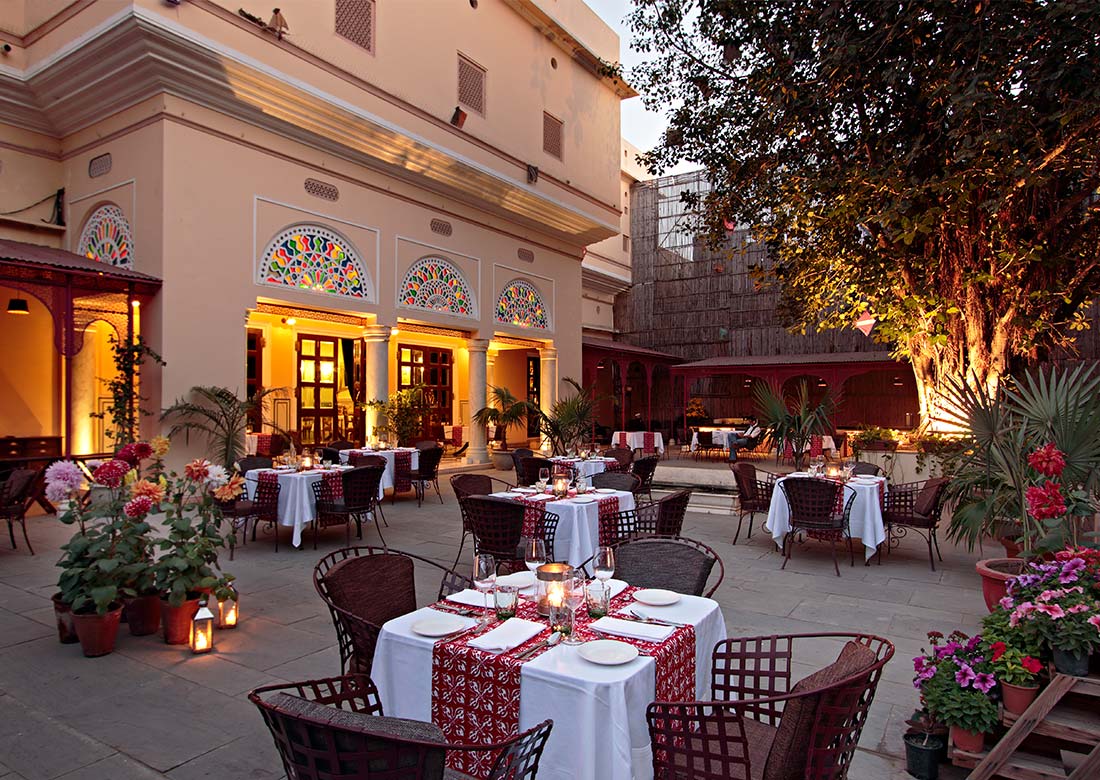 Samode Haveli, Jaipur, India 5.jpg