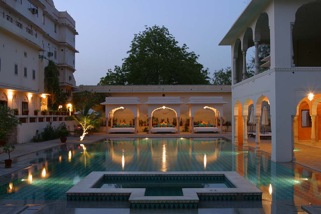 Samode Haveli, Jaipur, India 10.jpg