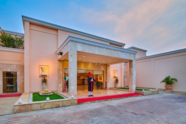 The LaLit Temple View, Khajuraho, India 2.jpg