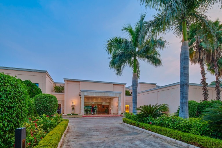 The LaLit Temple View, Khajuraho, India 5.jpg