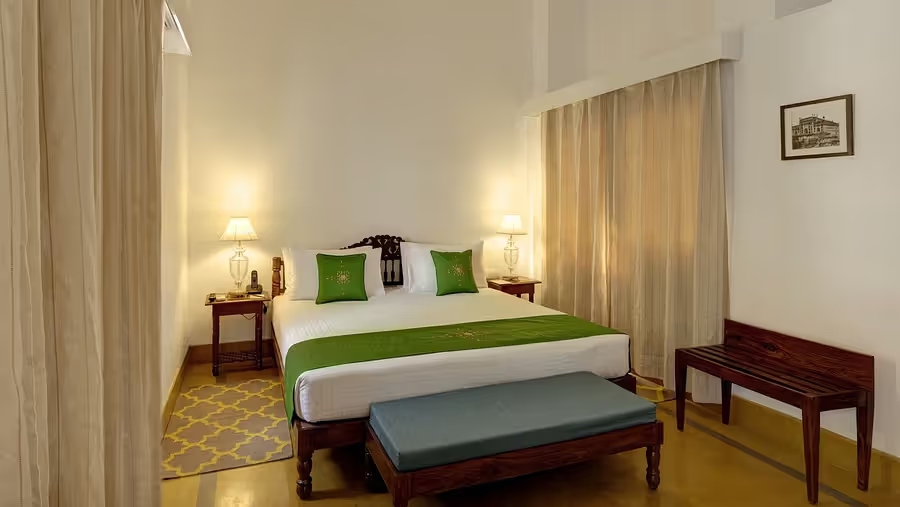 Saraca Hotel, Lucknow, India 7.jpg