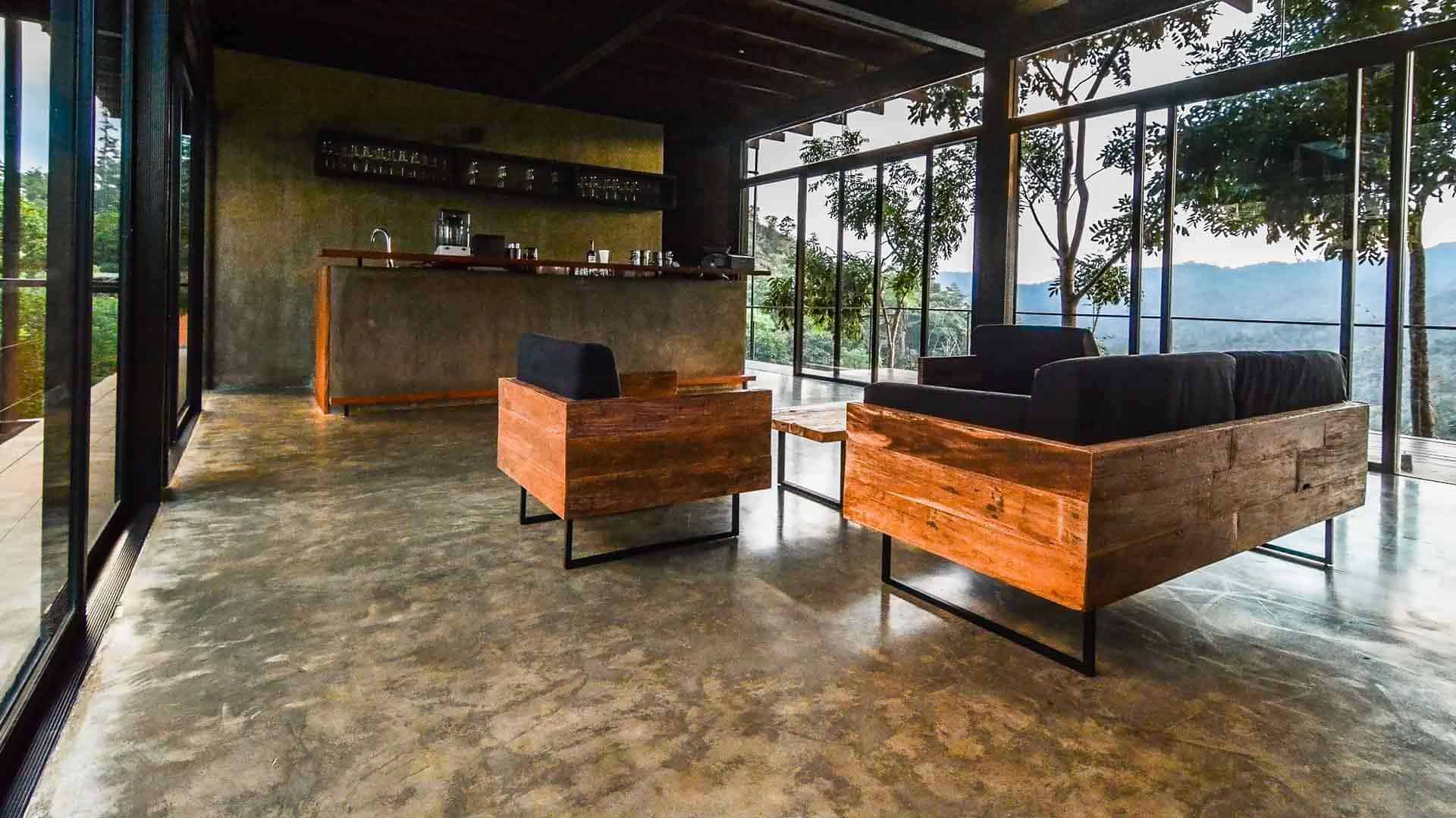 Santani, Kandy, Sri Lanka 2.jpg