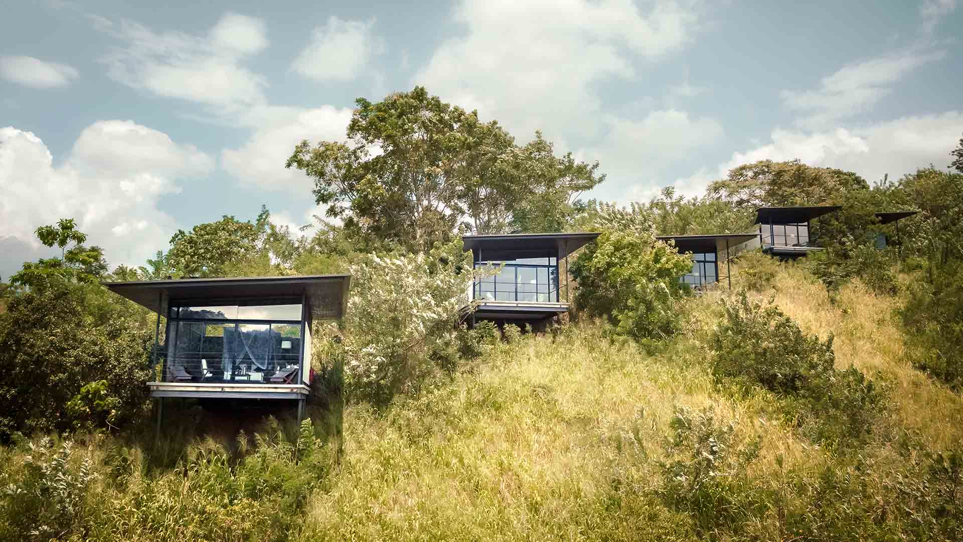 Santani, Kandy, Sri Lanka 13.jpg