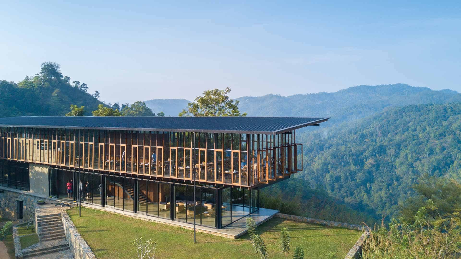 Santani, Kandy, Sri Lanka 14.jpg