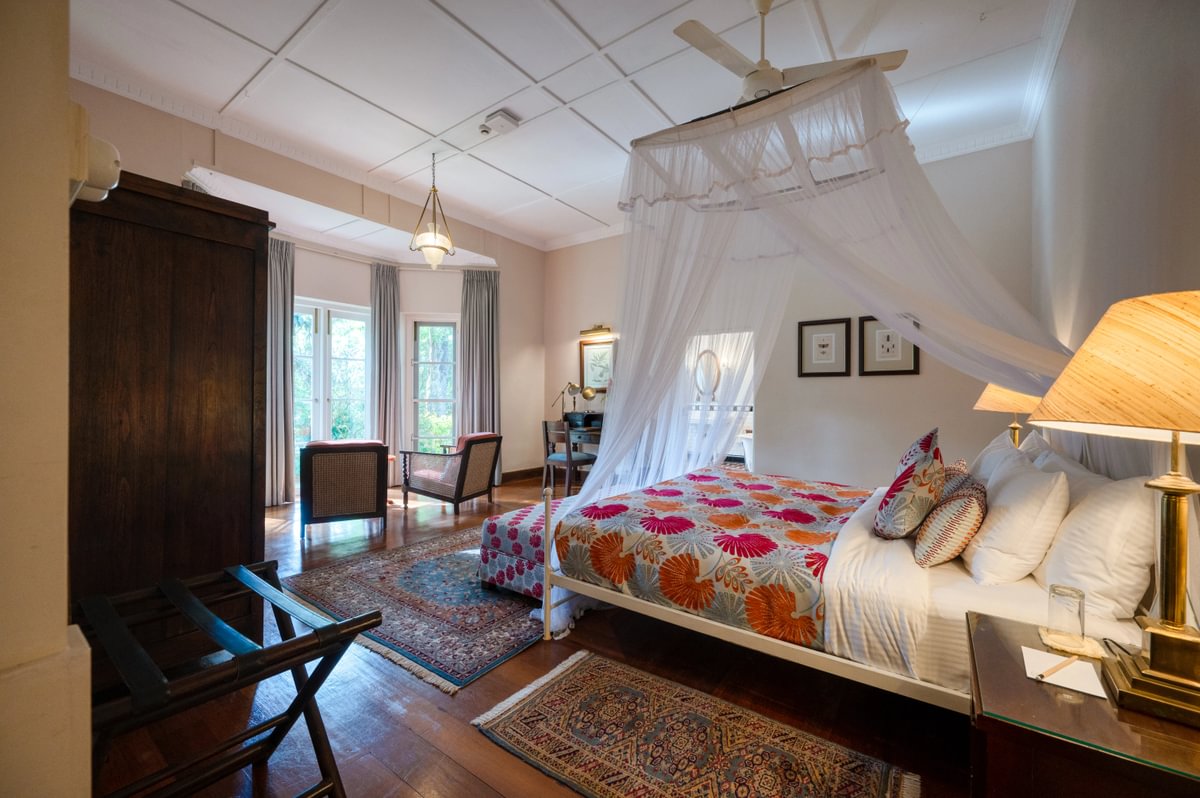 Summerville Bungalow - Shuttleworth Master Suite - Medium (1).jpg