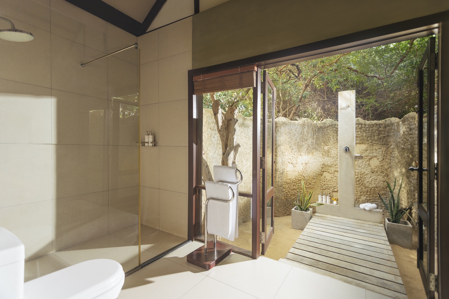 Uga Jungle Beach, Kuchchaveli, Sri Lanka 2.jpg