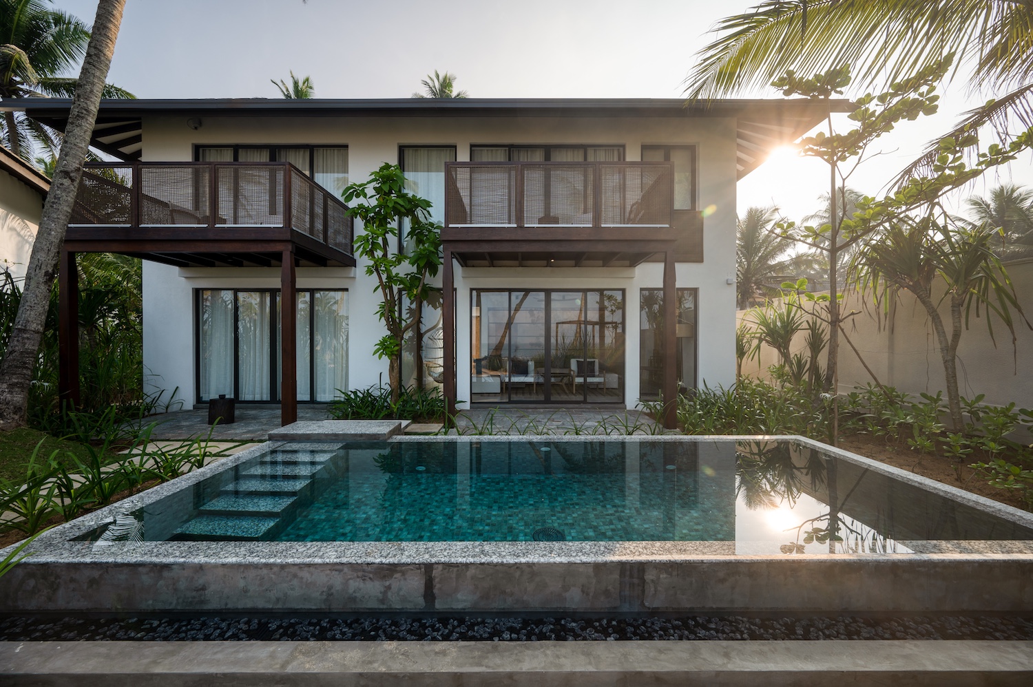 Ahu Bay, Ahungalla, Sri Lanka 8.jpg