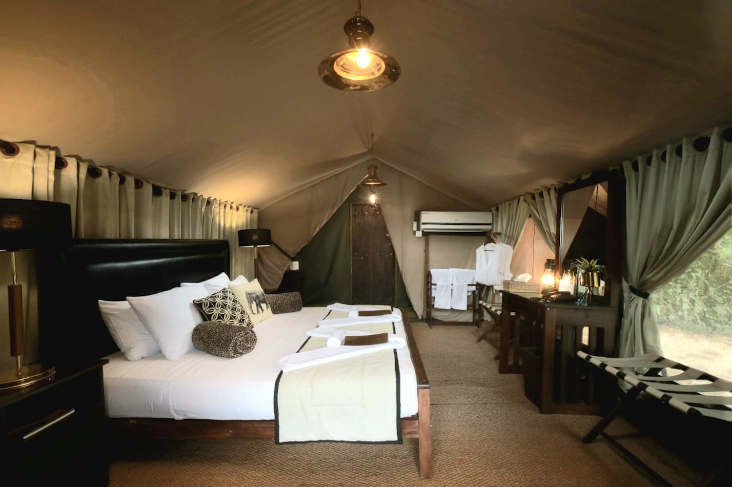 Leopard Trails Yala National Park, Sri Lanka 7.png