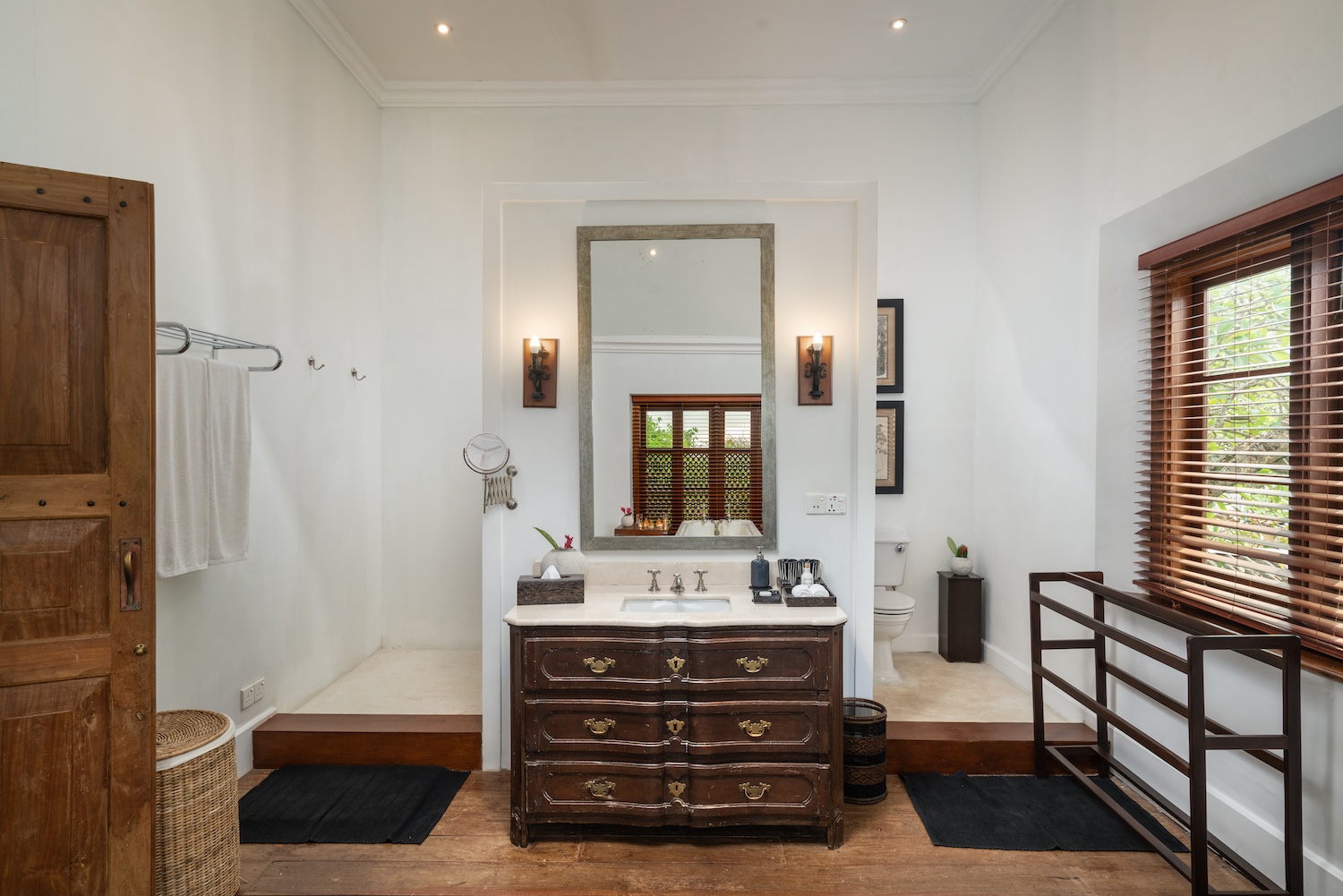 Taru Villas Rampart Street, Galle, Sri Lanka 7.jpg